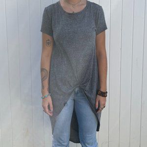 (M) Gray High-Low Shirt